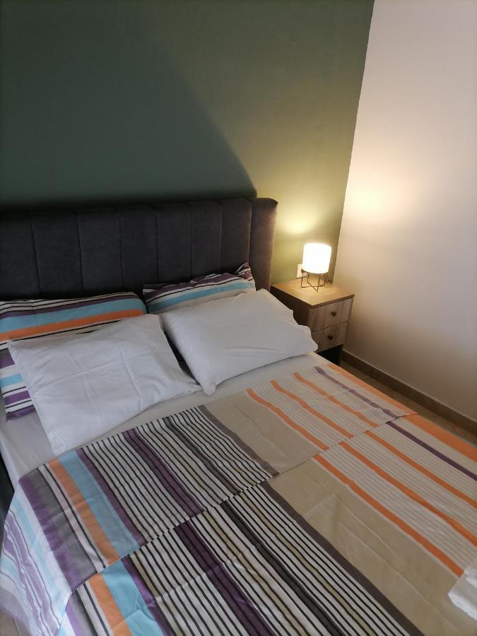 New-B Apartment Jerápetra Kültér fotó