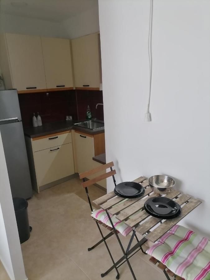 New-B Apartment Jerápetra Kültér fotó